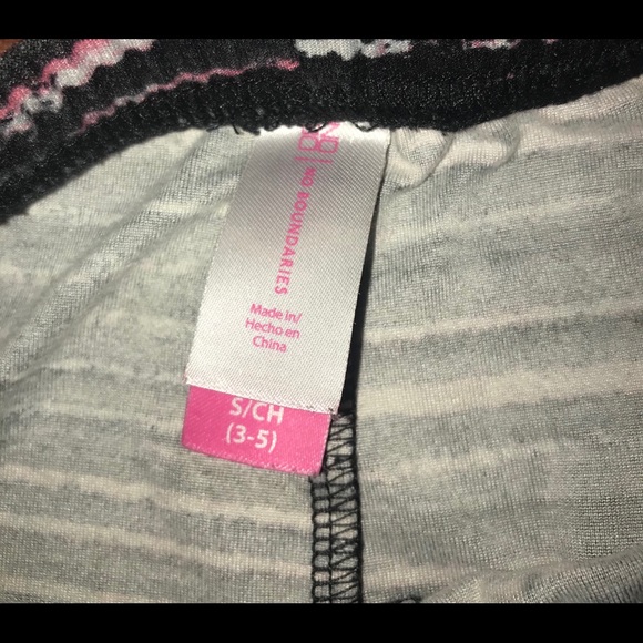 Woman’s Leggings - Picture 3 of 3